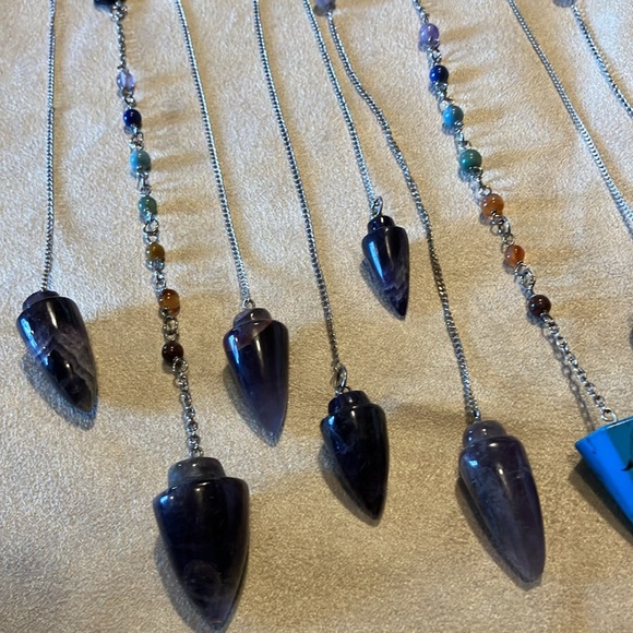 Big 20 pc lot of ladies/girls handmade pendulums with empty wooden cigar box - Picture 9 of 9